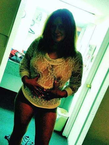 , 41  female escort, Spokane