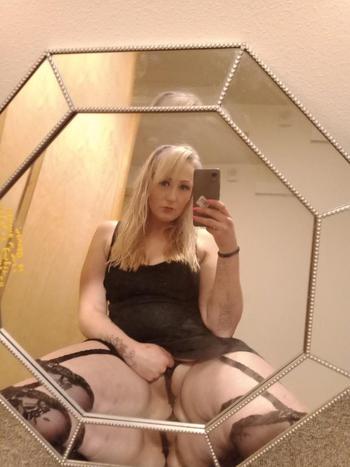 Kimi, 30  female escort, Spokane