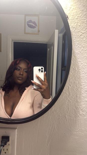 Kiara, 26  female escort, Spokane
